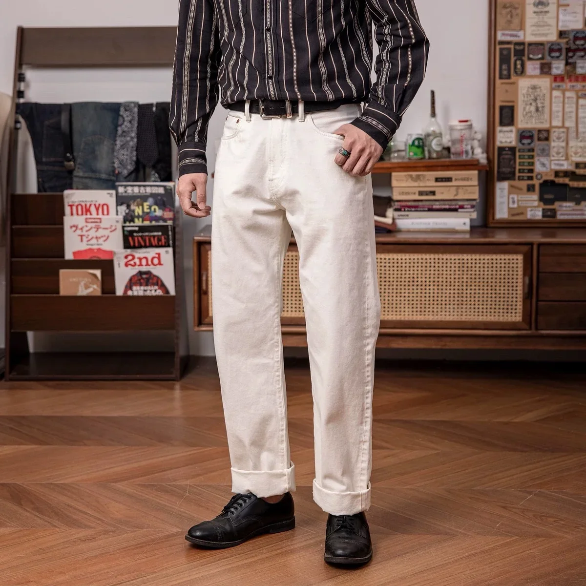 Red Tornado 55501 White Relaxe - đánh giá và giá Levis Jeans 501