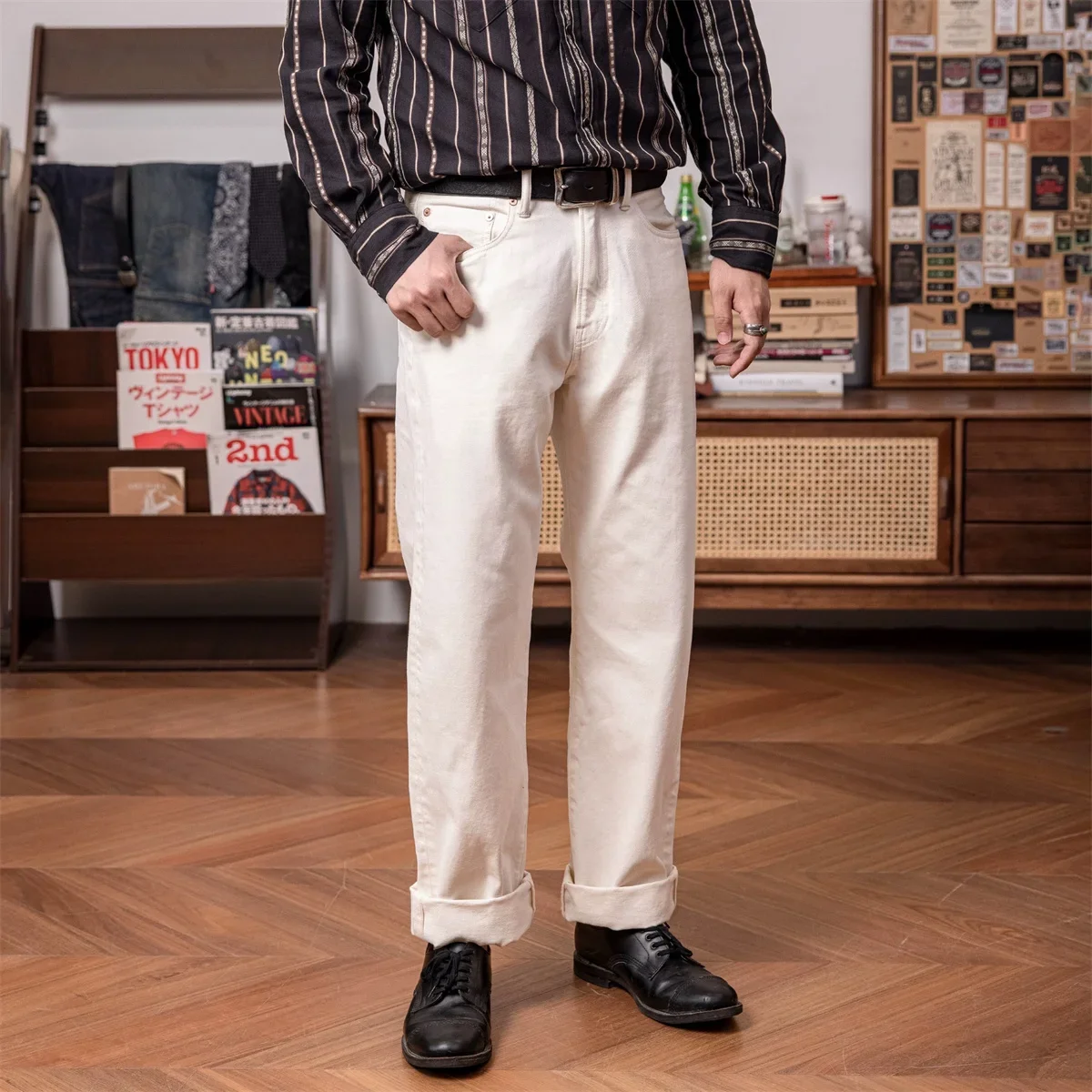 Red Tornado 55501 White Relaxe - đánh giá và giá Levis Jeans 501